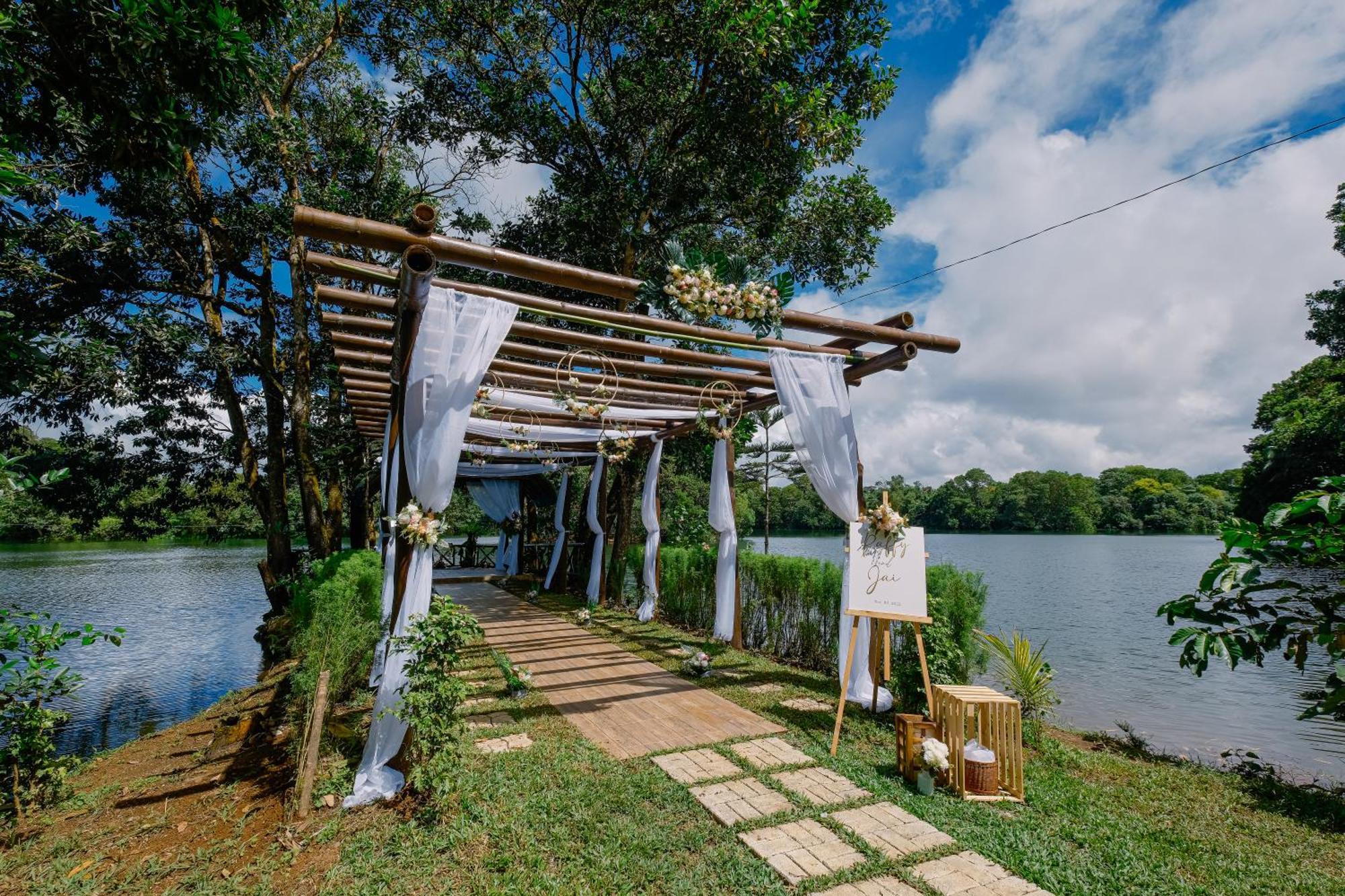 Almost Heaven Lake Resort By Cocotel Cavinti Eksteriør bilde